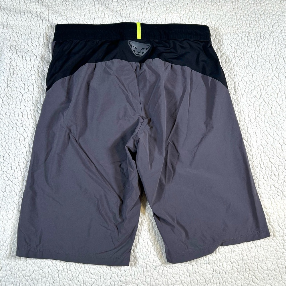 Dynafit Men’s Gray & Black Athletic Shorts with Neon Accents Size Medium - Picture 2 of 6